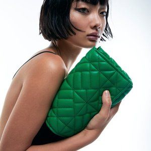 Zara Quilted Chain Strap Shoulder Bag in Green